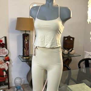 OH POLLY LOUNGE SET TOP PANTS LEGGINGS CREAM SIZE MEDIUM LARGE